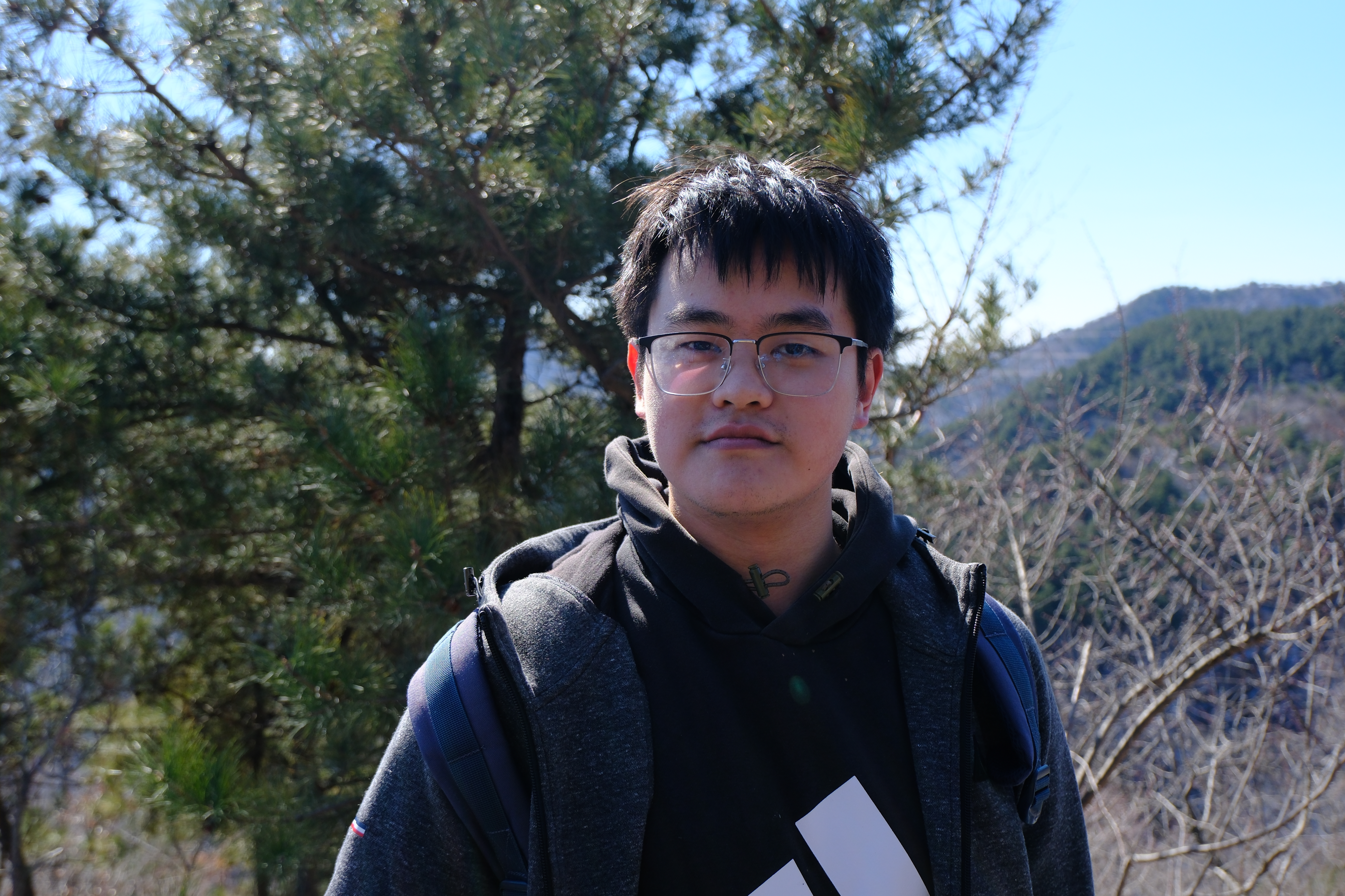 Jingyang Ou (欧竞阳)